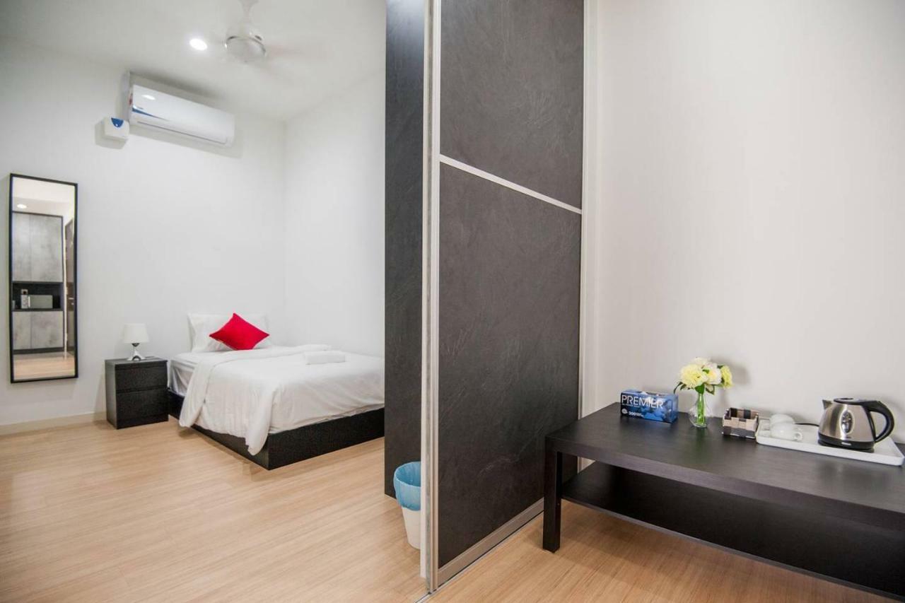 Usj One Homestay @ Subang Homestay سوبانغ جايا المظهر الخارجي الصورة