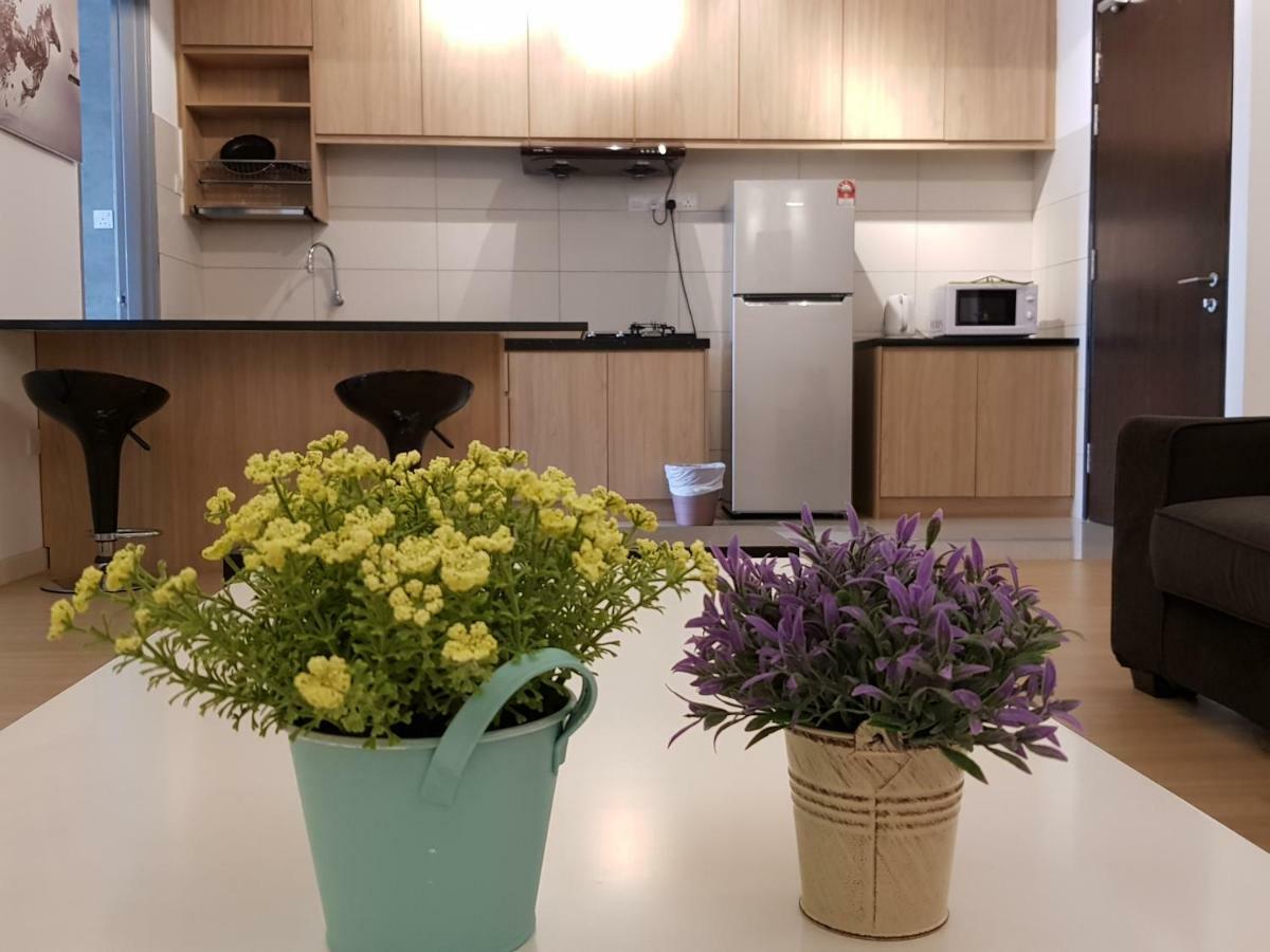 Usj One Homestay @ Subang Homestay سوبانغ جايا المظهر الخارجي الصورة