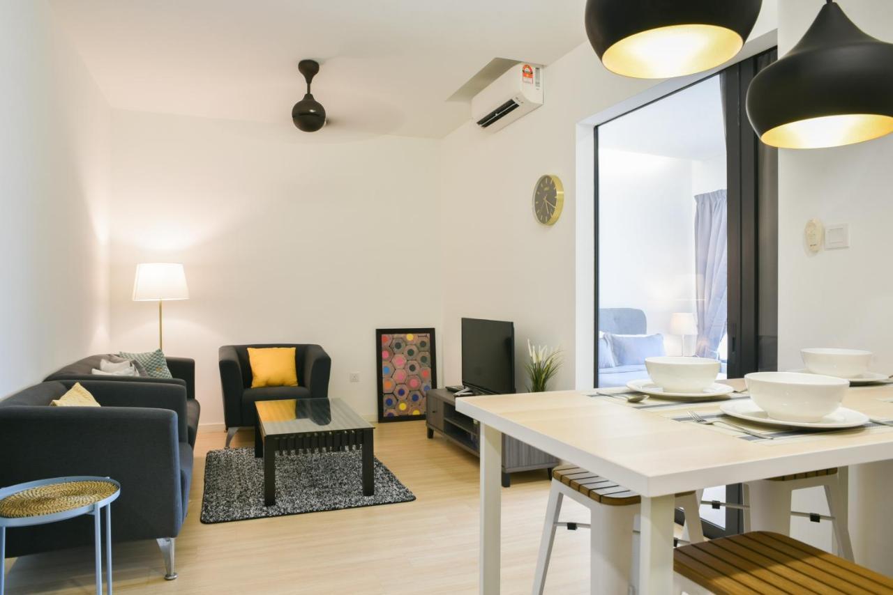 Usj One Homestay @ Subang Homestay سوبانغ جايا المظهر الخارجي الصورة